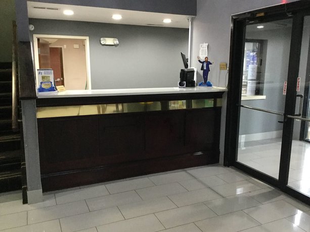 Imagen de los interiores del Hotel Super 8 By Wyndham Greer/spartanburg Area. Foto 14