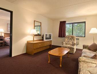 Imagen de la habitación del Hotel Super 8 By Wyndham Groton. Foto 5