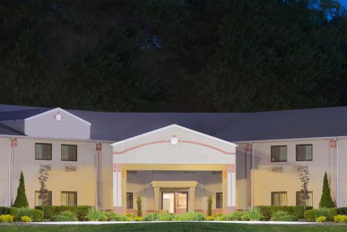 Imagen general del Hotel Super 8 By Wyndham Grove City. Foto 11