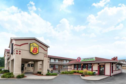 Imagen general del Hotel Super 8 By Wyndham Guelph. Foto 1