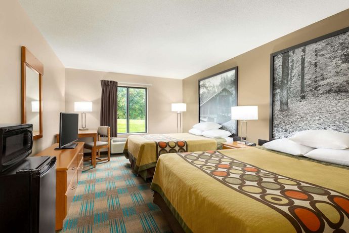 Imagen de la habitación del Hotel Super 8 By Wyndham Hannibal. Foto 4
