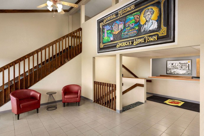Imagen de los interiores del Hotel Super 8 By Wyndham Hannibal. Foto 17