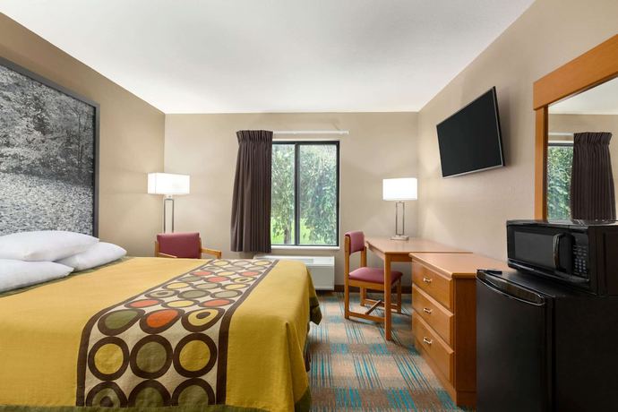 Imagen de la habitación del Hotel Super 8 By Wyndham Hannibal. Foto 12