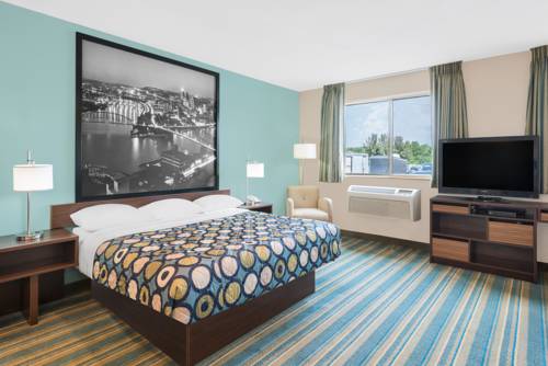 Imagen de la habitación del Hotel Super 8 By Wyndham Hanover. Foto 3