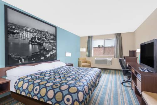 Imagen de la habitación del Hotel Super 8 By Wyndham Hanover. Foto 9