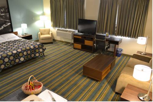 Imagen de la habitación del Hotel Super 8 By Wyndham Hanover. Foto 13