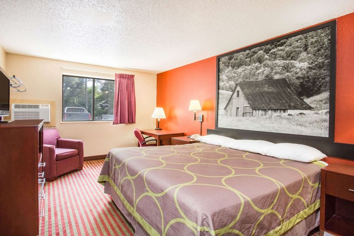 Imagen de la habitación del Hotel Super 8 By Wyndham Harrisonburg. Foto 14