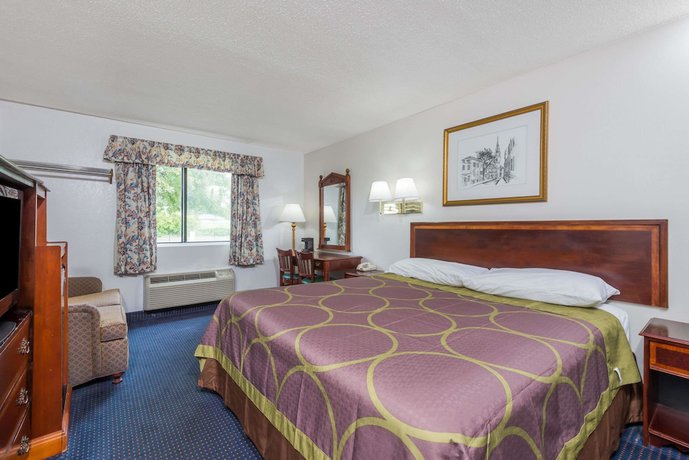 Imagen de la habitación del Hotel Super 8 By Wyndham Hartford. Foto 5