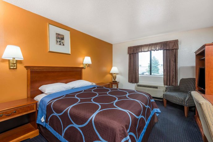 Imagen de la habitación del Hotel Super 8 By Wyndham Hartford. Foto 6