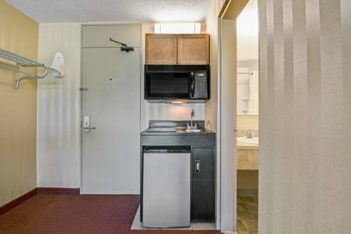 Imagen de la habitación del Hotel Super 8 By Wyndham Hartford South - Rocky Hill. Foto 4