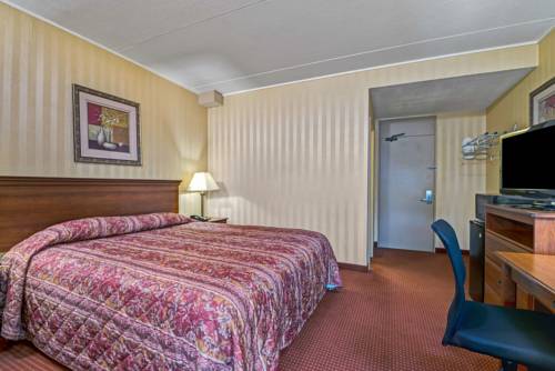 Imagen de la habitación del Hotel Super 8 By Wyndham Hartford South - Rocky Hill. Foto 14