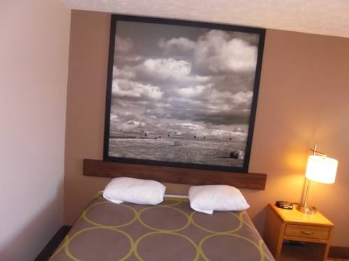Imagen de la habitación del Hotel Super 8 By Wyndham Hastings. Foto 12
