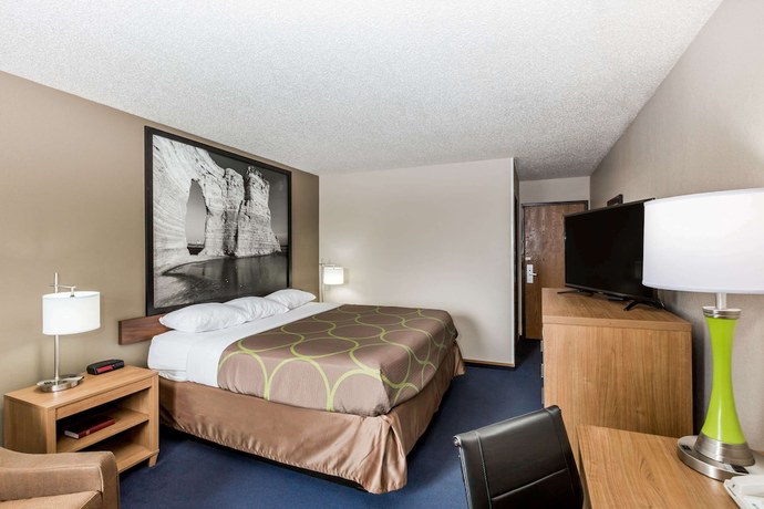 Imagen de la habitación del Hotel Super 8 By Wyndham Hays Ks. Foto 5