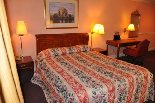 Imagen de la habitación del Hotel Super 8 By Wyndham Hayward Downtown. Foto 6