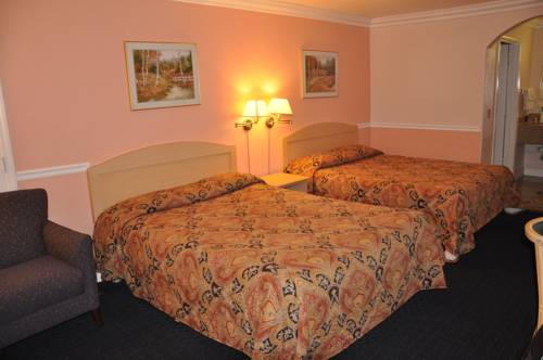 Imagen de la habitación del Hotel Super 8 By Wyndham Hayward Downtown. Foto 10