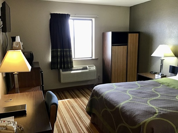 Imagen de la habitación del Hotel Super 8 By Wyndham Helena. Foto 4