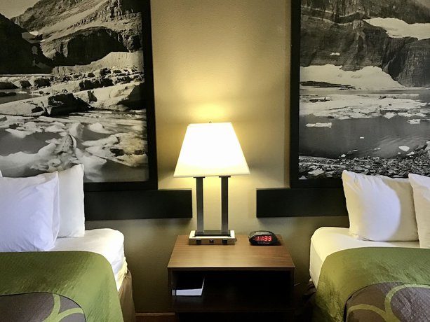 Imagen de la habitación del Hotel Super 8 By Wyndham Helena. Foto 16