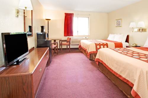 Imagen de la habitación del Hotel Super 8 By Wyndham Henderson North East Denver. Foto 10