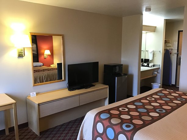 Imagen de la habitación del Hotel Super 8 By Wyndham Heyburn/burley Area. Foto 17