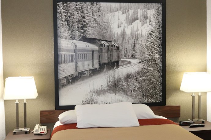 Imagen de la habitación del Hotel Super 8 By Wyndham Hinton. Foto 6