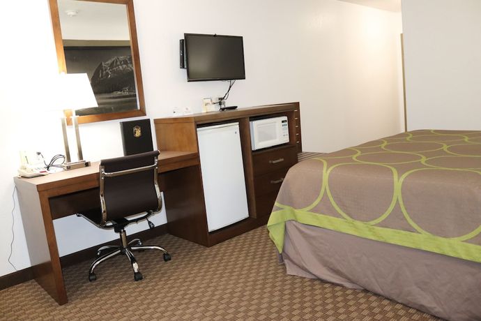 Imagen de la habitación del Hotel Super 8 By Wyndham Hinton. Foto 9