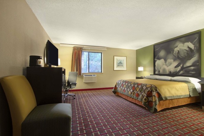 Imagen de la habitación del Hotel Super 8 By Wyndham Homewood Birmingham Area. Foto 13