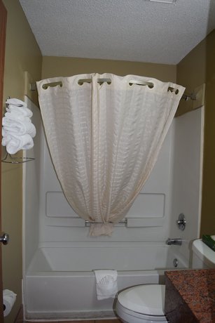 Imagen de la habitación del Hotel Super 8 By Wyndham Homewood Birmingham Area. Foto 15
