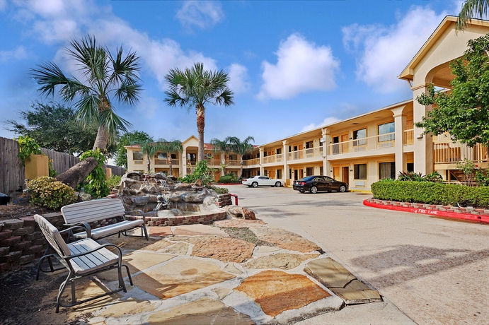 Imagen general del Hotel Super 8 By Wyndham Houston Hobby Airport South. Foto 2