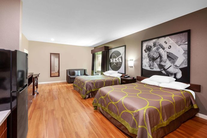 Imagen de la habitación del Hotel Super 8 By Wyndham Houston Northwest Cypress. Foto 6