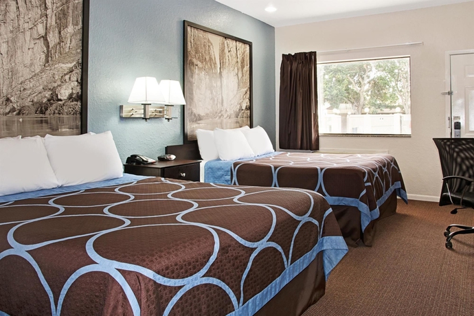 Imagen de la habitación del Hotel Super 8 By Wyndham Houston/brookhollow Nw. Foto 9