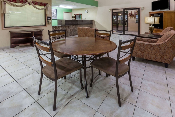 Imagen de los interiores del Hotel Super 8 By Wyndham Houston/downtown/i-610. Foto 11