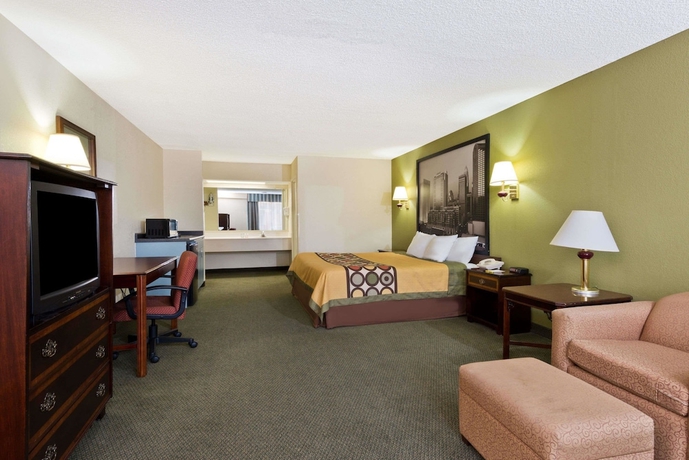 Imagen de la habitación del Hotel Super 8 By Wyndham Huntersville/charlotte Area. Foto 8