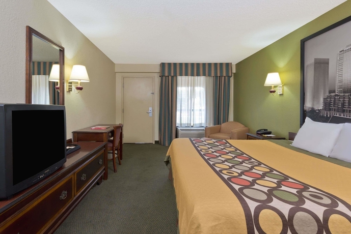 Imagen de la habitación del Hotel Super 8 By Wyndham Huntersville/charlotte Area. Foto 10
