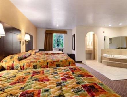 Imagen de la habitación del Hotel Super 8 By Wyndham Idabel. Foto 8