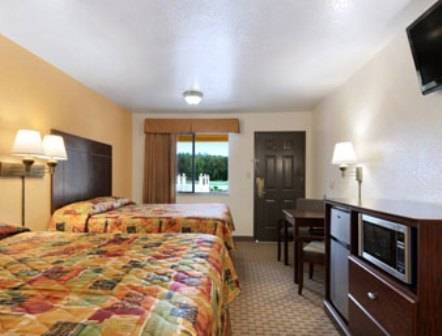 Imagen de la habitación del Hotel Super 8 By Wyndham Idabel. Foto 9