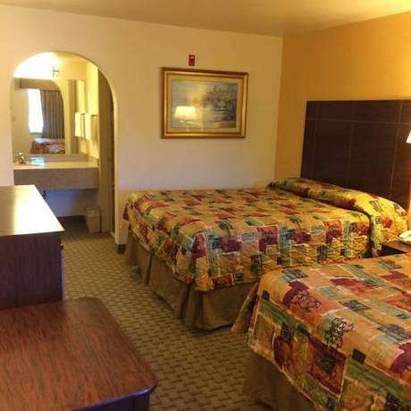 Imagen de la habitación del Hotel Super 8 By Wyndham Idabel. Foto 11