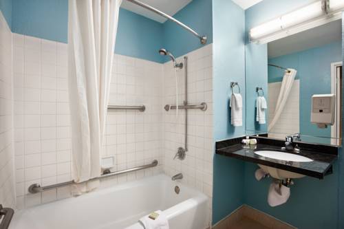 Imagen de la habitación del Hotel Super 8 By Wyndham Indio. Foto 11