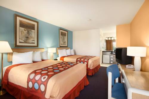 Imagen de la habitación del Hotel Super 8 By Wyndham Indio. Foto 14