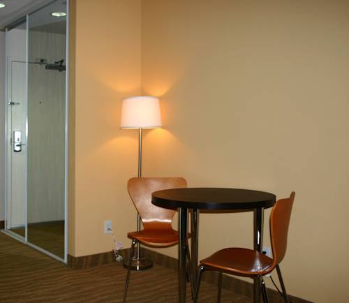 Imagen de la habitación del Hotel Super 8 By Wyndham Indio. Foto 15