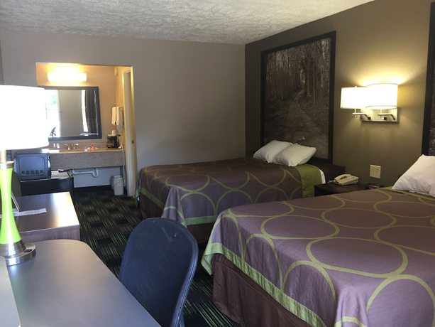Imagen de la habitación del Hotel Super 8 By Wyndham Jackson. Foto 5
