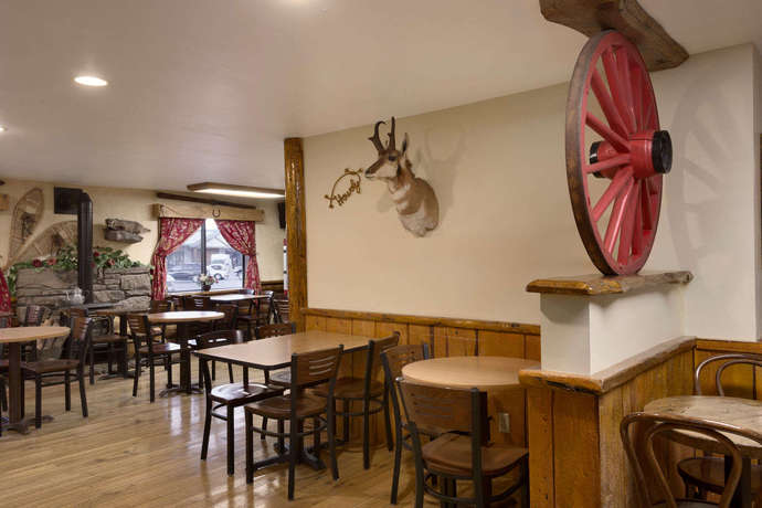 Imagen de los interiores del Hotel Super 8 By Wyndham Jackson Hole. Foto 9