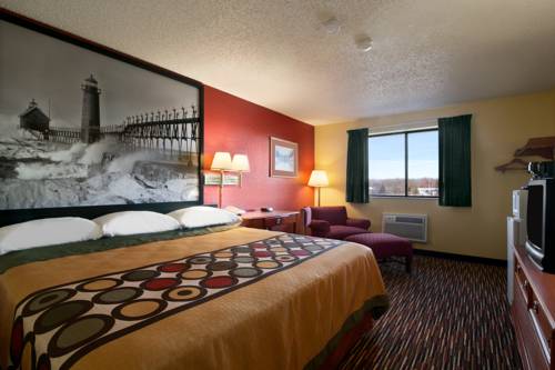 Imagen de la habitación del Hotel Super 8 By Wyndham Kalamazoo. Foto 6
