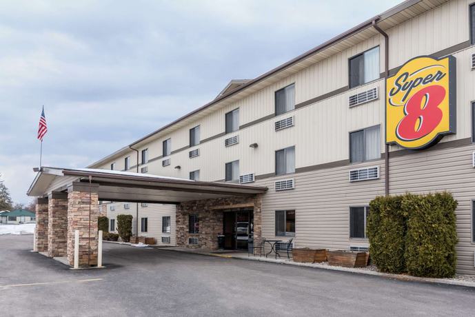 Imagen general del Hotel Super 8 By Wyndham Kalispell Glacier National Park. Foto 1