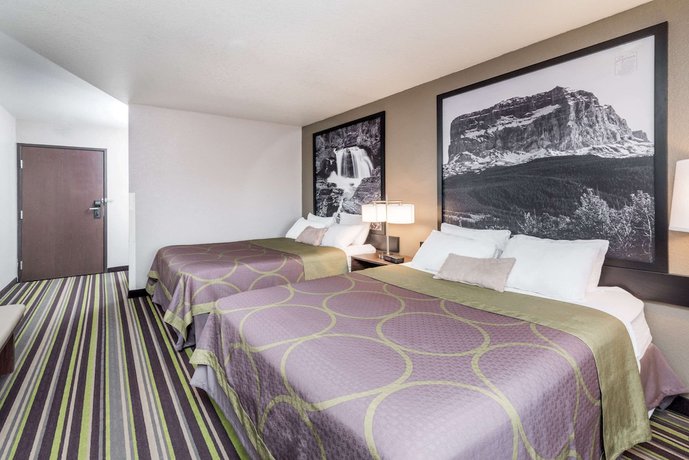 Imagen de la habitación del Hotel Super 8 By Wyndham Kalispell Glacier National Park. Foto 12