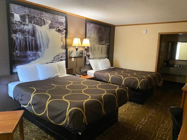 Imagen de la habitación del Hotel Super 8 By Wyndham Kansas City Airport North. Foto 9