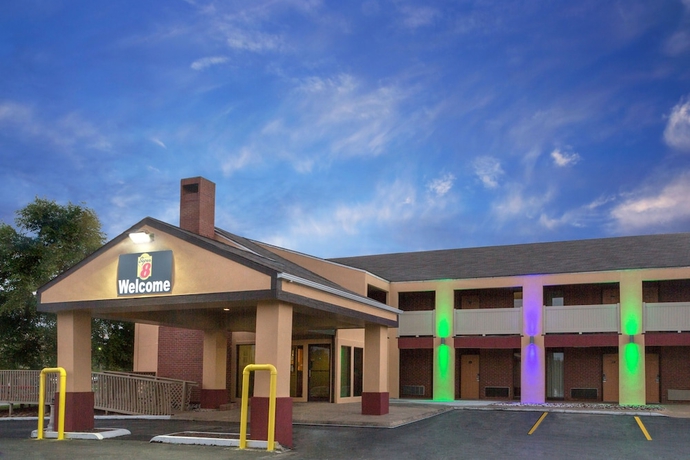 Imagen general del Hotel Super 8 By Wyndham Kansas City Airport North. Foto 4