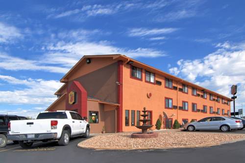 Imagen general del Hotel Super 8 By Wyndham Kansas City At Barry Road/airport. Foto 1