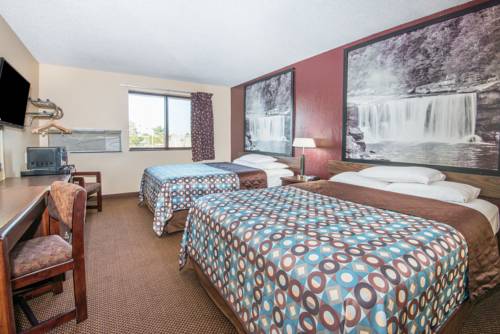 Imagen de la habitación del Hotel Super 8 By Wyndham Kansas City At Barry Road/airport. Foto 9