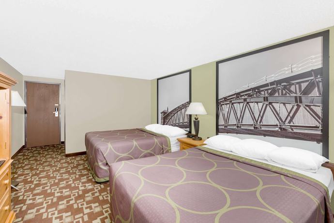 Imagen de la habitación del Hotel Super 8 By Wyndham Kearney. Foto 13