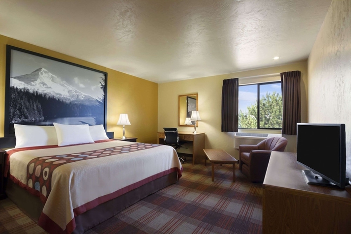 Imagen de la habitación del Hotel Super 8 By Wyndham Kennewick. Foto 6